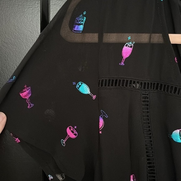 NWOT Torrid Elegant Black V-Neck Dress w/Cap Sleeves w/Embellishments.Size 00=10 - Picture 7 of 15